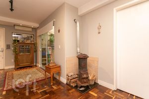Image 31 - 224483
