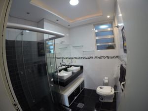Image 9 - 224609