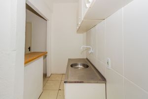 Image 11 - 224766