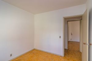 Image 11 - 224918