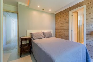 Image 19 - 224934
