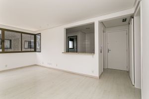 Image 1 - 224985
