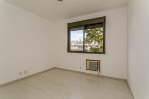 Image 15 - 224985