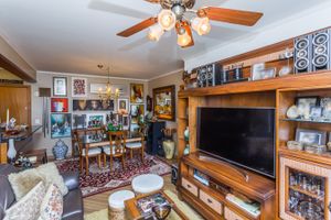 Image 3 - 224998