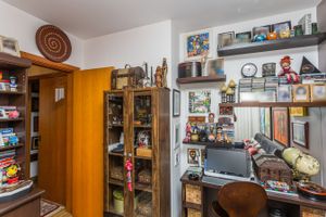 Image 16 - 224998