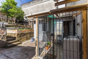Image 33 - 225026