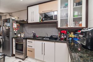 Image 19 - 225059