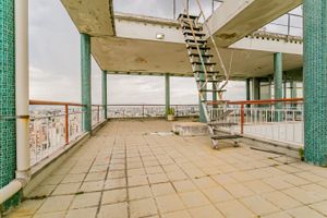 Image 31 - 225077