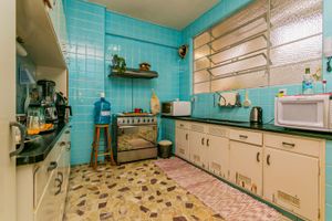 Image 38 - 225077