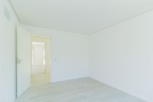 Image 34 - 225153