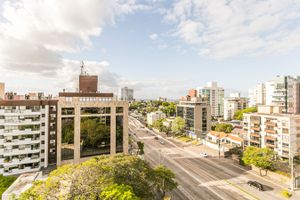 Image 11 - 225202