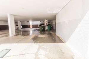 Image 31 - 225203
