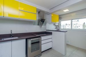 Image 33 - 225203