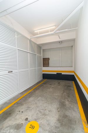 Image 33 - 225268