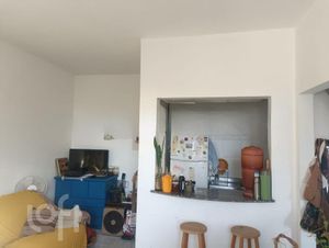 Image 5 - 225300