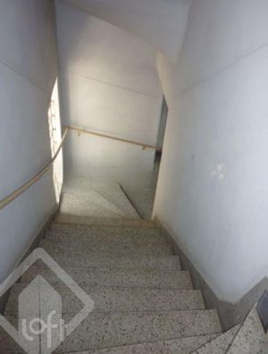Image 16 - 225300