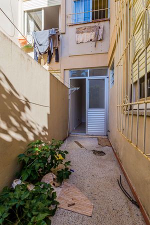 Image 14 - 225356