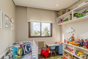 Image 19 - 225395