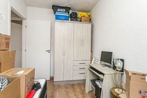 Image 9 - 225409