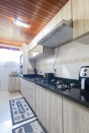 Image 14 - 225532