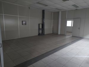 Image 21 - 225685