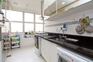 Image 16 - 225693