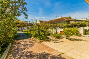 Image 3 - 225694