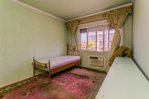 Image 14 - 225745