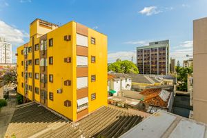 Image 6 - 225750