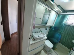 Image 14 - 225828