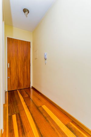 Image 3 - 225829