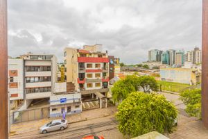 Image 17 - 225830