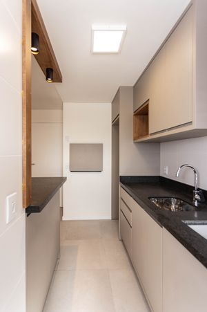 Image 30 - 225893