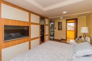 Image 35 - 225955