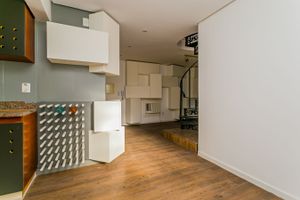 Image 6 - 225987