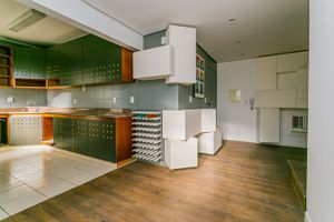 Image 7 - 225987