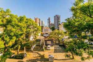 Image 9 - 225987