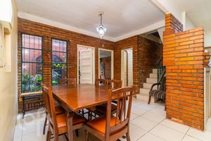 Image 19 - 226075