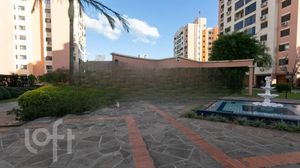 Image 11 - 226153
