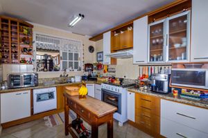 Image 16 - 226165