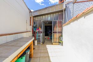 Image 21 - 226165