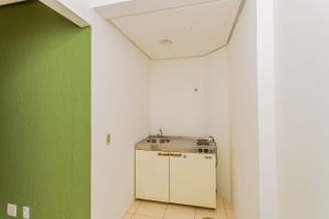Image 11 - 226225