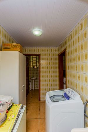 Image 20 - 226244