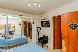Image 42 - 226244
