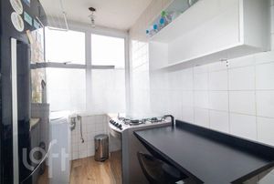 Image 11 - 226304
