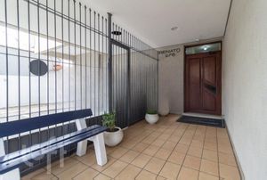 Image 15 - 226304