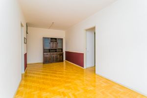 Image 3 - 226330