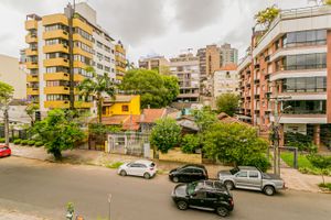 Image 10 - 226330
