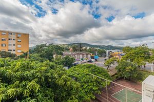Image 10 - 226335