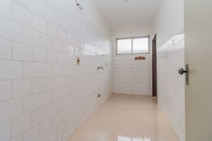 Image 14 - 226335